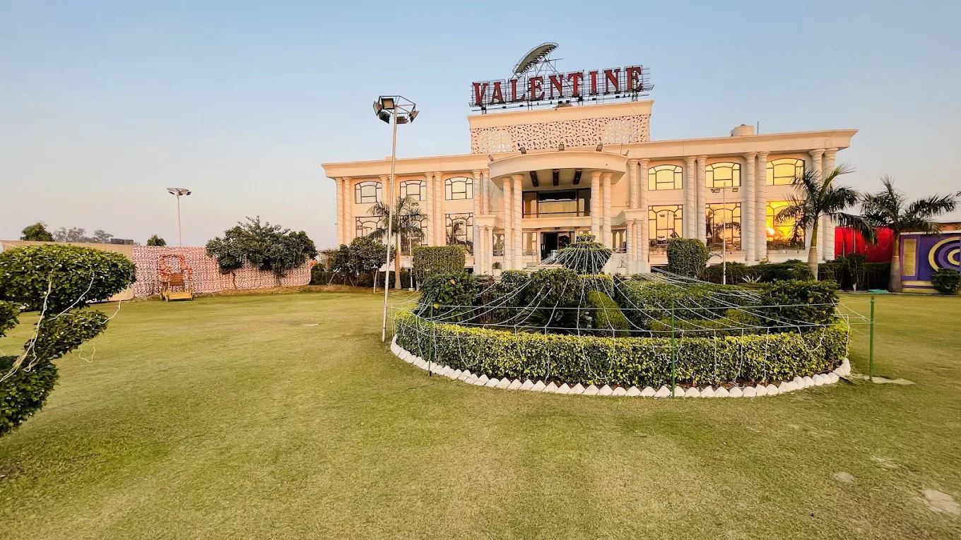 Valentine Hotel & Resorts